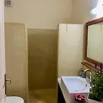 Charming Stone - Minutes From Port Σπίτι διακοπών *
