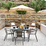 Σπίτι διακοπών Charming Stone - Minutes From Port *
