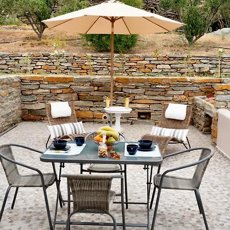 펜션 Charming Stone - Minutes From Port Vourkárion