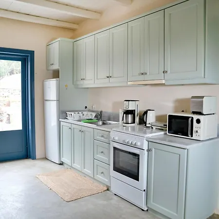 Charming Stone 3 - Minutes From Port *