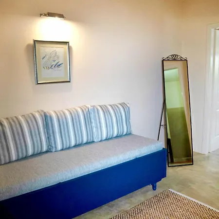 Holiday home Charming Stone 3 - Minutes From Port *