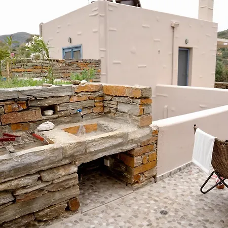 Charming Stone 3 - Minutes From Port